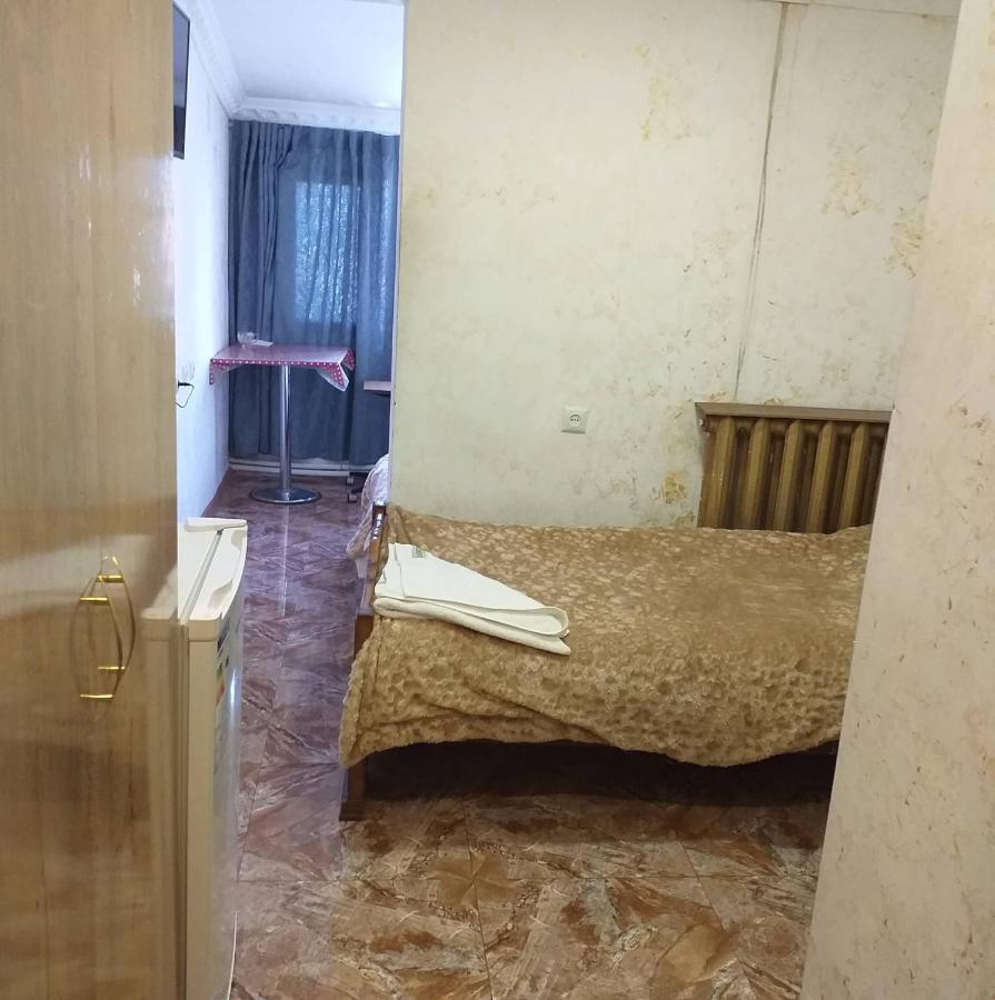 Hotel 333 Yerevan Bagian luar foto
