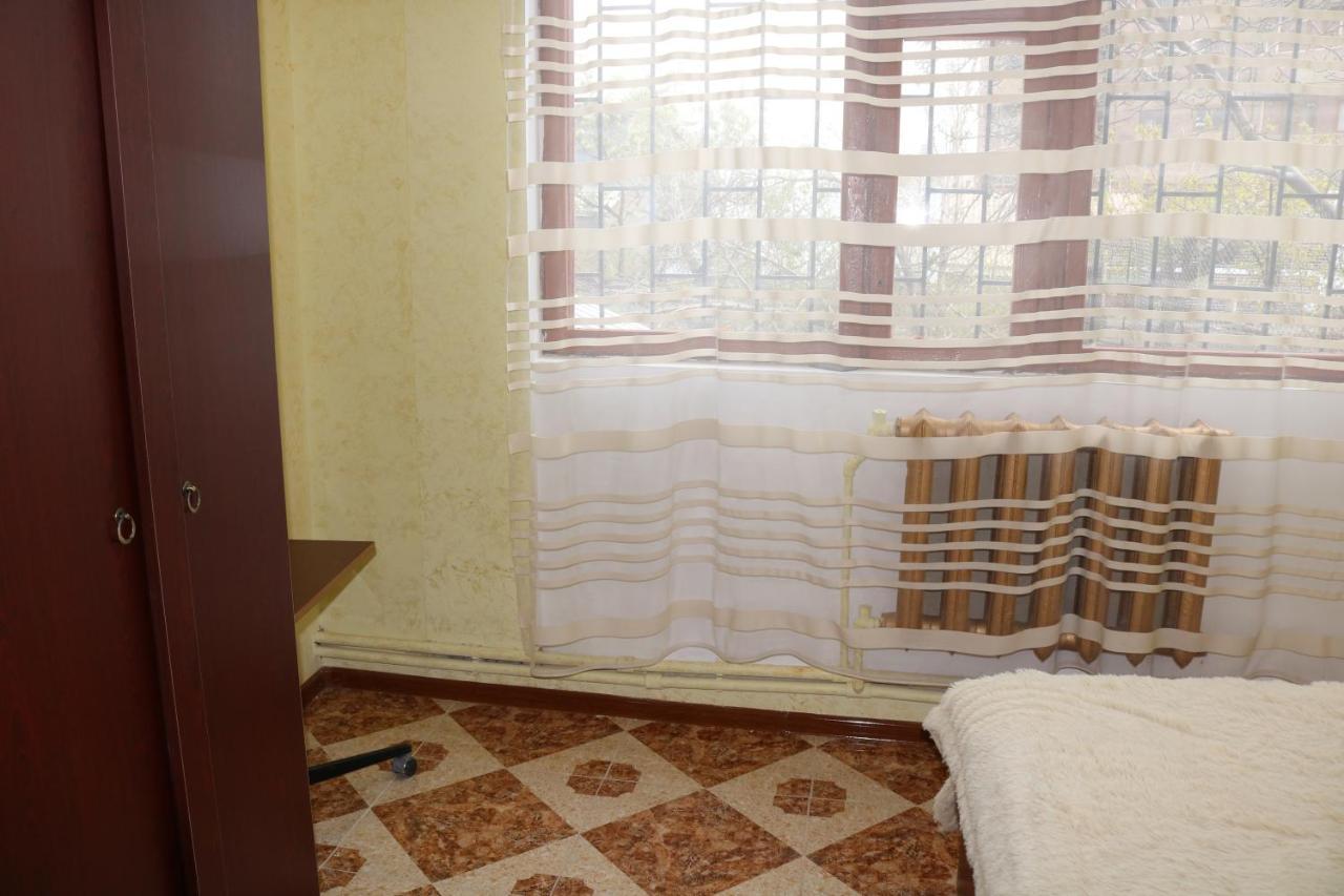 Hotel 333 Yerevan Bagian luar foto